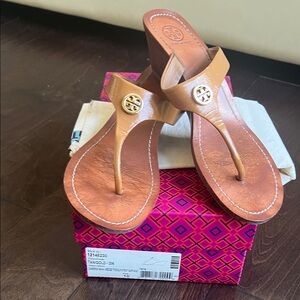 Tory Burch Camel Brown Sandals for Women